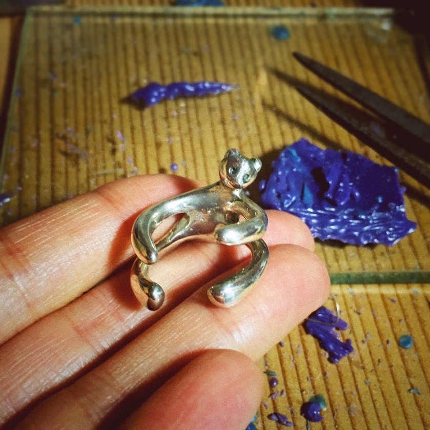 ileava jewelry 手作り動物リング